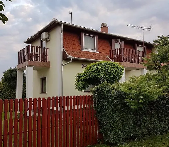 Florianus Vendeghaz Berekfürdő